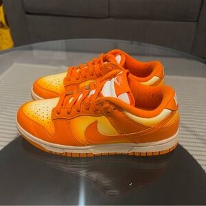 Nike Dunk Low Magma Orange W’s